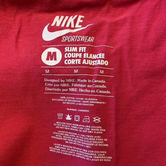 Nike shirt - Picture 3 of 3